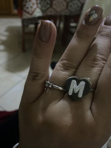 Customer photo review of Anello cuore con lettera
