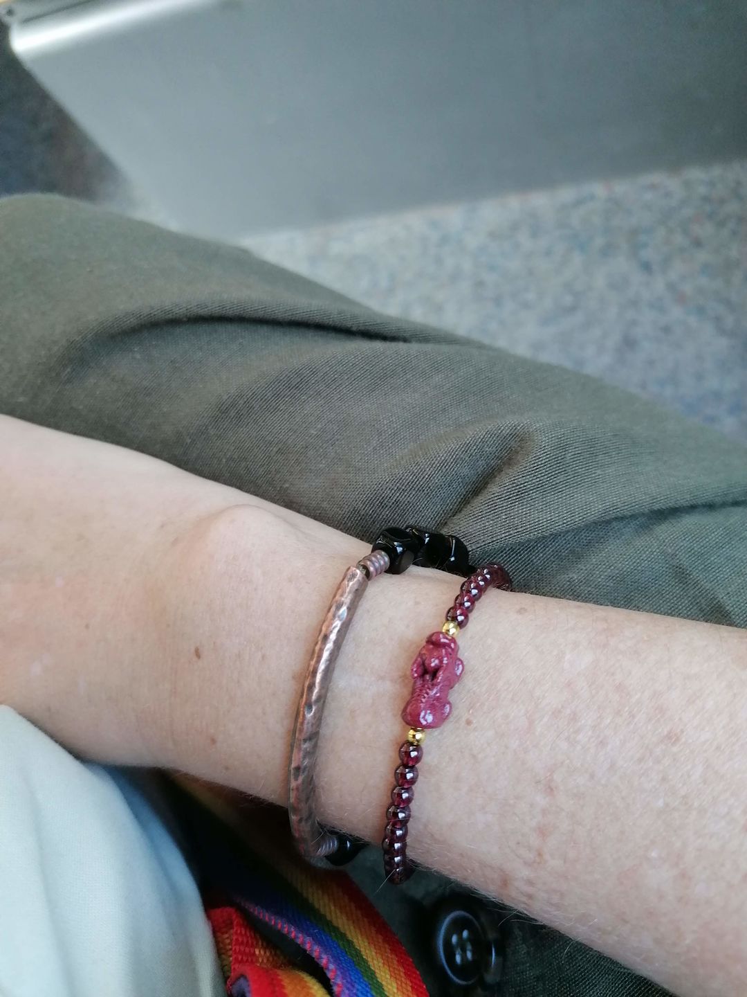 Customer photo review of Bracelet de chance en Grenat Rouge - Pi Xiu