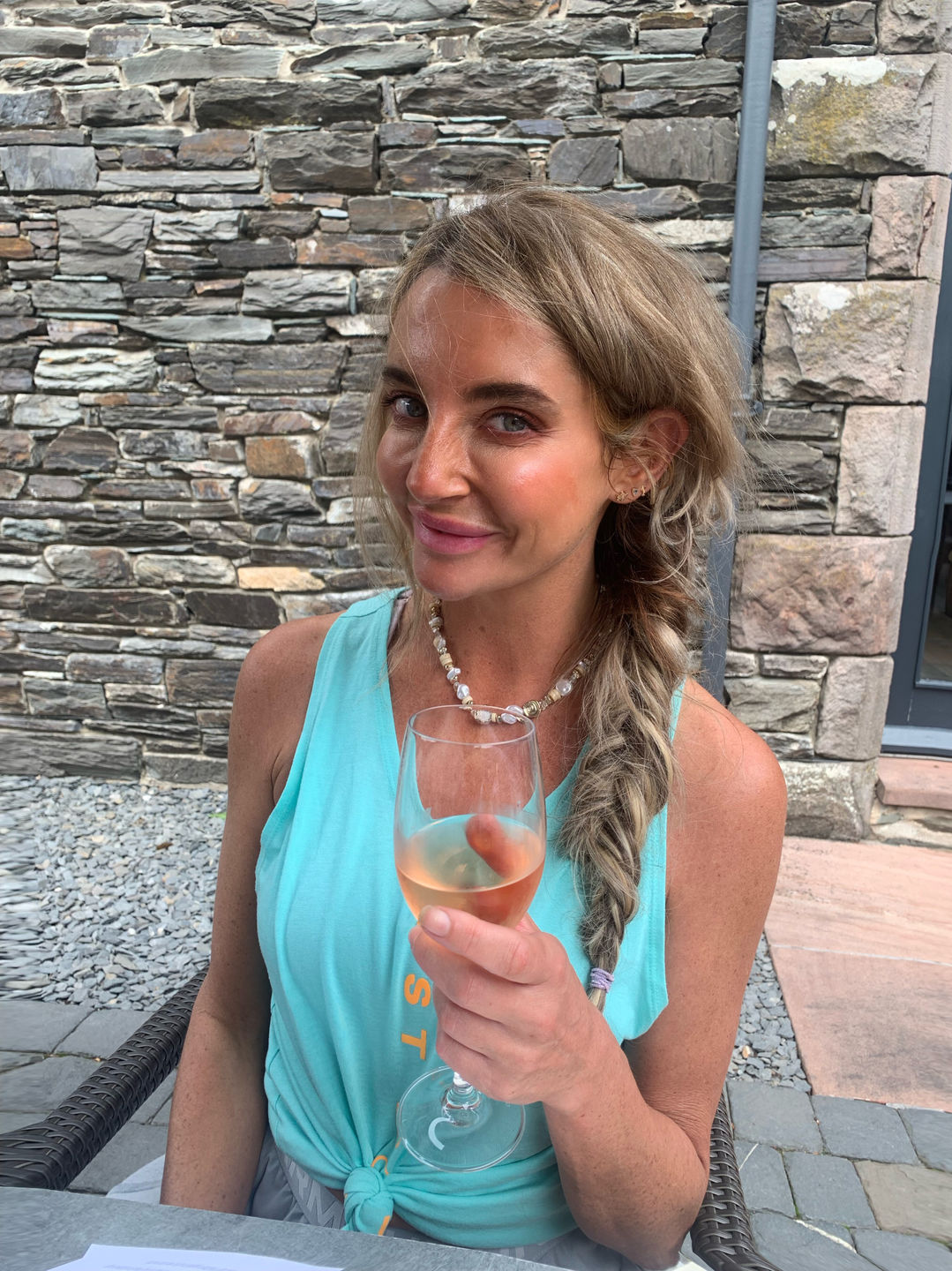 Customer photo review of Instant Bouncy Blow Dry Extensions