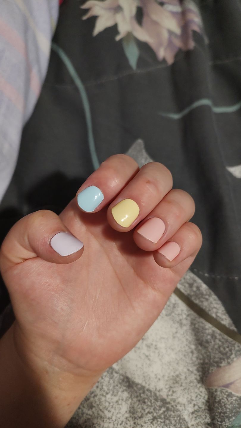 Customer photo review of Pastel Rainbow DIY Semicured Gel Nail Sticker Kit