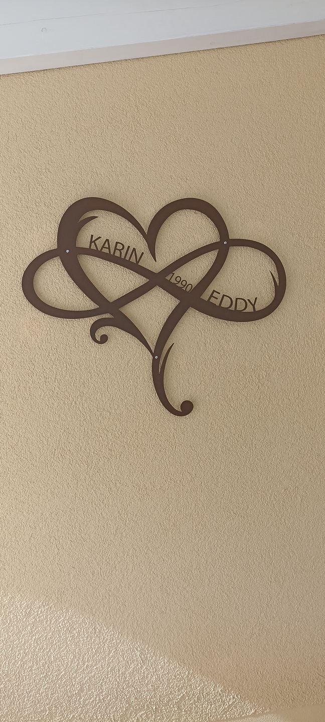 Customer photo review of Infinity Herz mit Wunschtext aus edlem Stahl (personalisierbar)