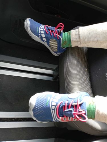 Customer photo review of Kid's Vitality II - Barefoot Shoes