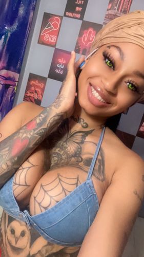 Customer photo review of Hulk Contact Lenses(12 months of use)