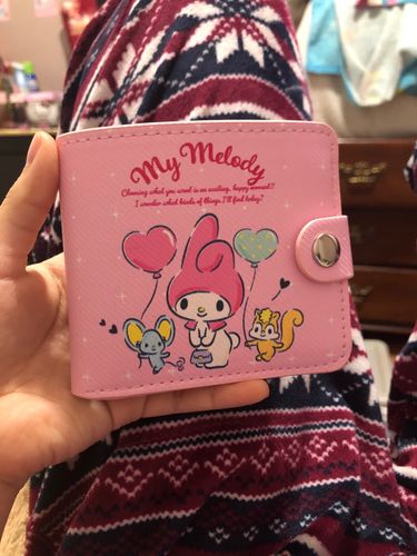 Customer photo review of Sanrio Empire Wallet