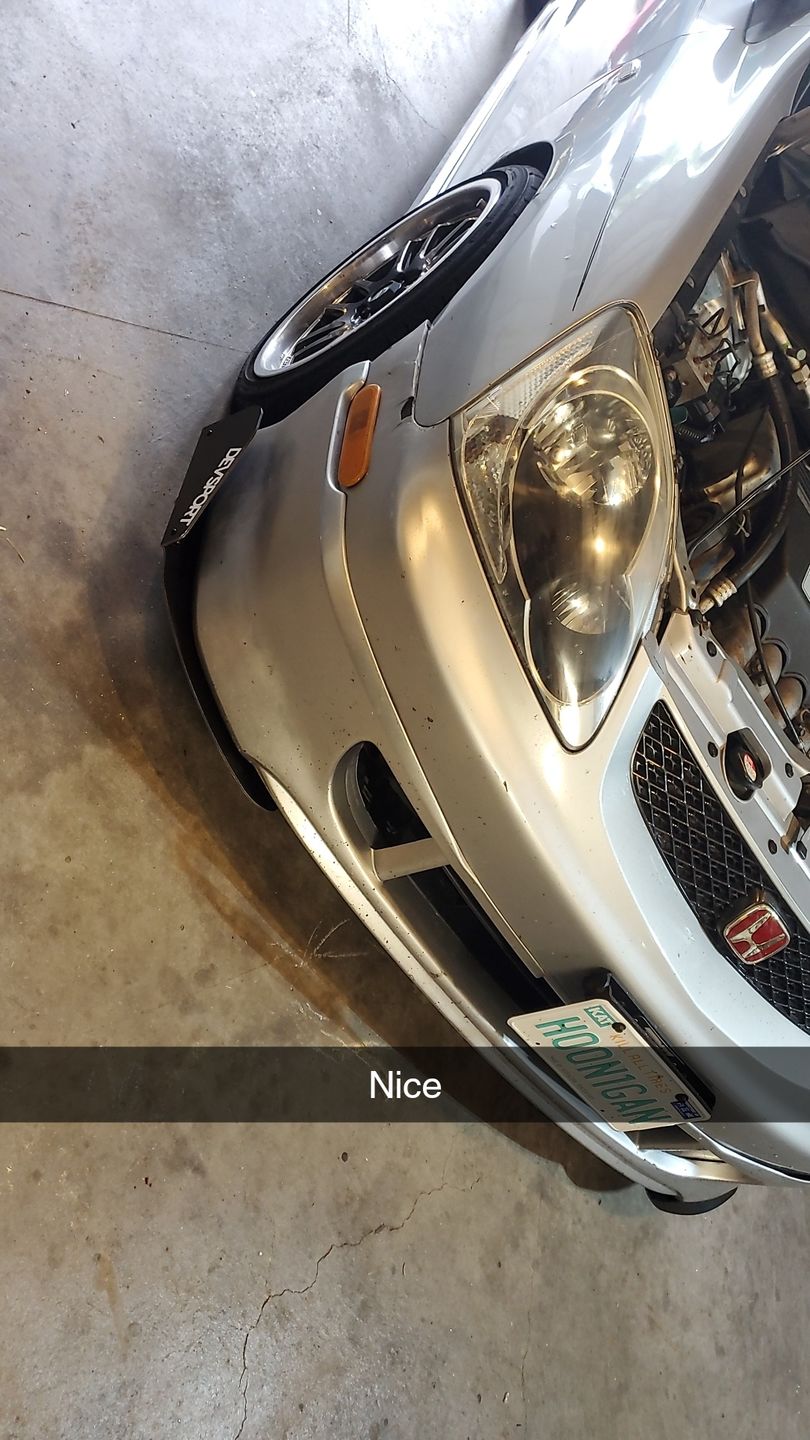 Customer photo review of DevSport Front Bumper Winglets (2002-2005 Honda Civic Si)