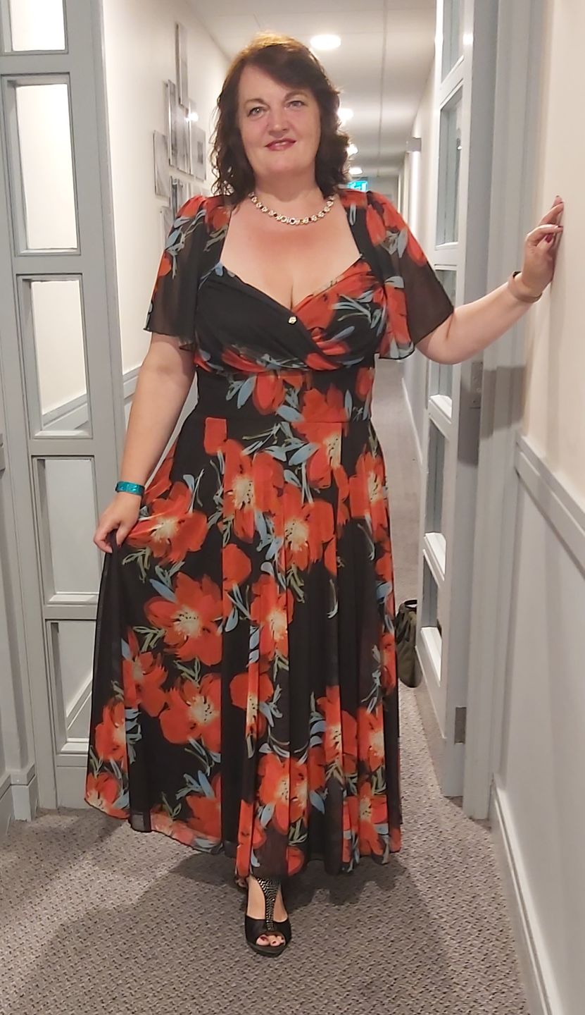 Customer photo review of Kemi Petite Scarlet Black Print Bolero Wrap Bodice Maxi Gown