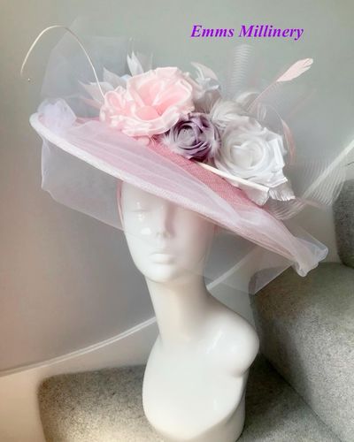 Customer photo review of Spiky feathers and coque mount for millinery fascinator wedding hats FM045