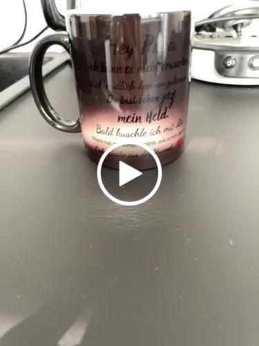 Customer video review of Papa Tasse - Geschenk für werdende Väter - personalisierbar