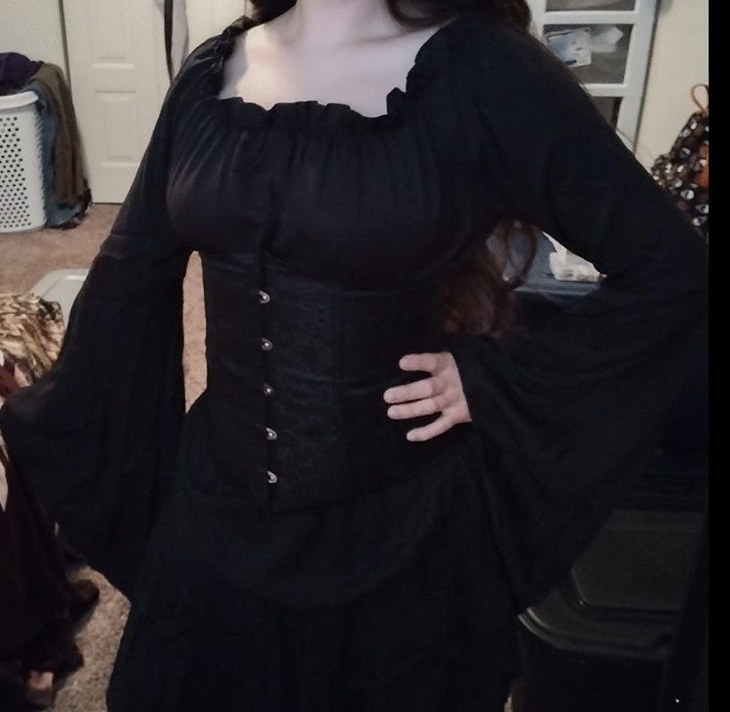 Customer photo review of Renaissance shirt