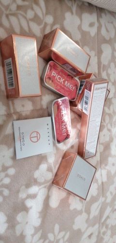 Customer photo review of O.TWO.O MOIST COLOR CHANGING LIP BALM