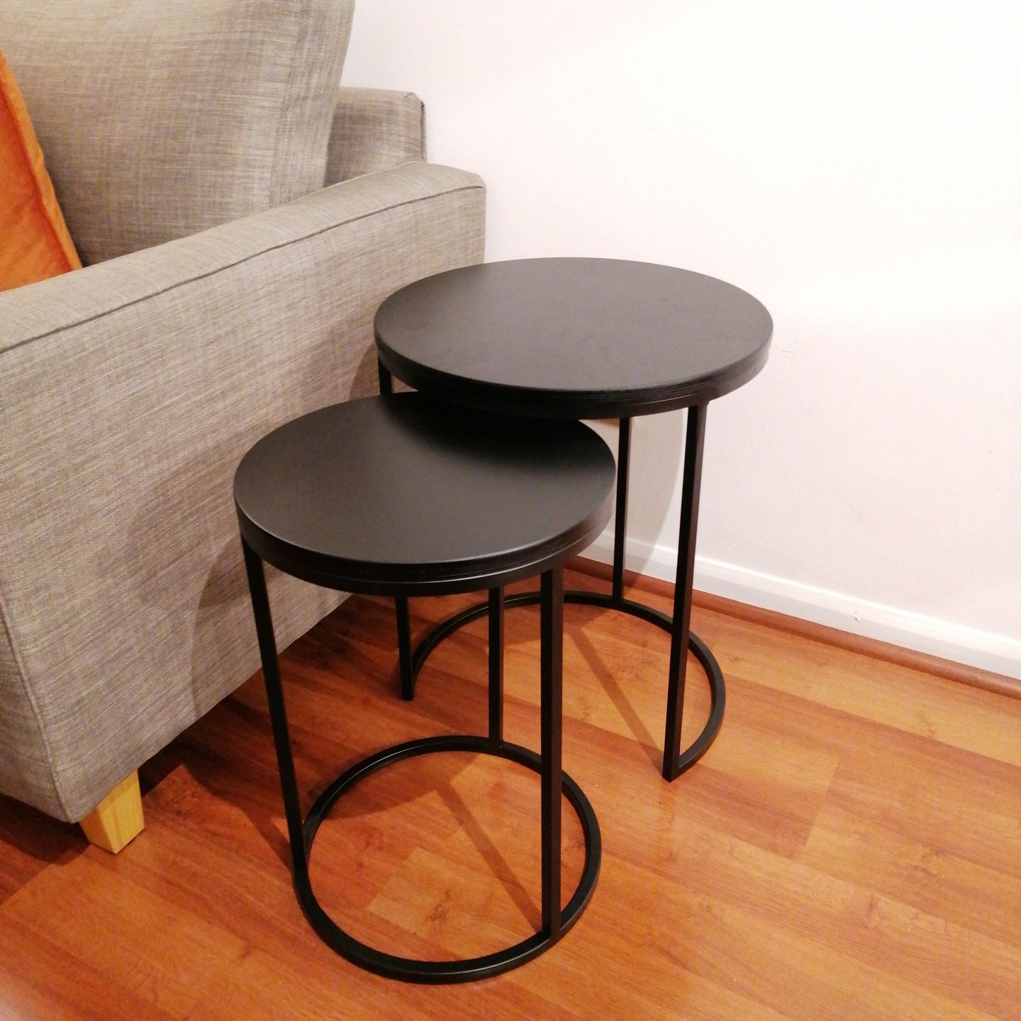 Customer photo review of Mesa Lateral Nido — Kallfu.cl