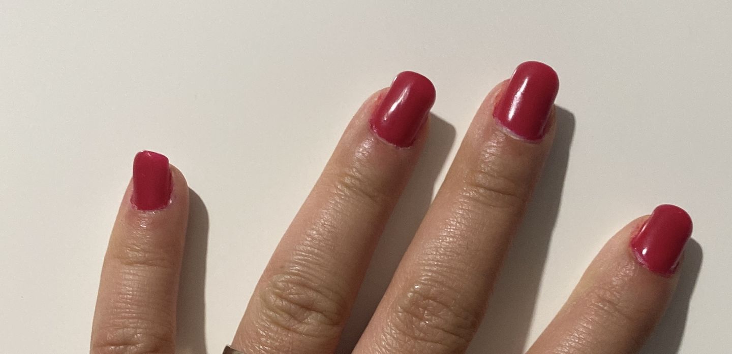 Customer photo review of Smalto Semipermanente LCI -  Rosso Chanel