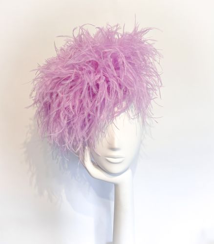 Customer photo review of Ostrich Feather Boa 3 Ply x 1 meter Dance Wedding Costumes BO001