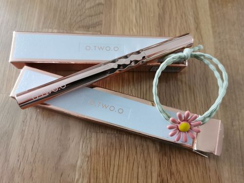 Customer photo review of O.TWO.O GOLD EMBROIDERY EYELINER