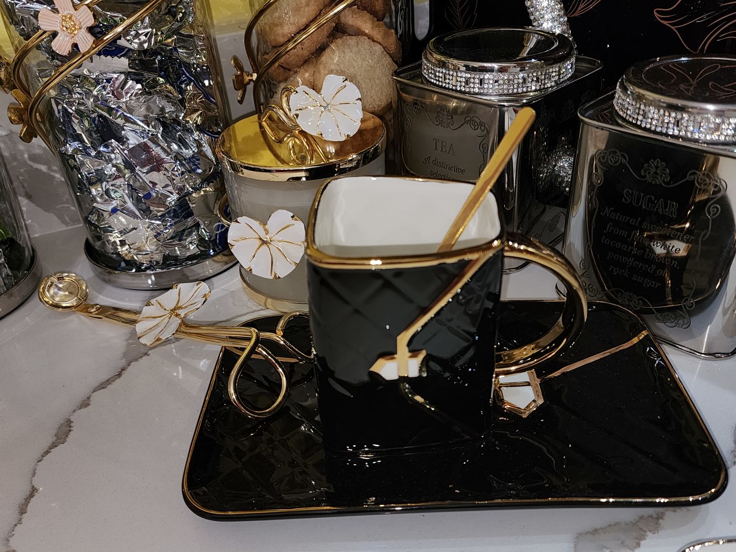 Customer photo review of Handbag-Shaped Ceramic Coffee Mugs
