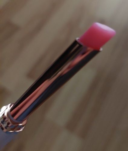 Customer photo review of O.TWO.O MOIST COLOR CHANGING LIP BALM