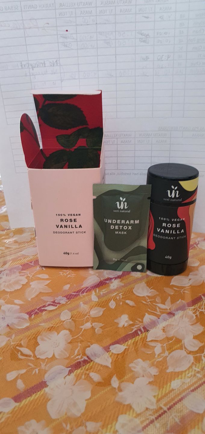 Customer photo review of Veri Natural Deodorant Stick