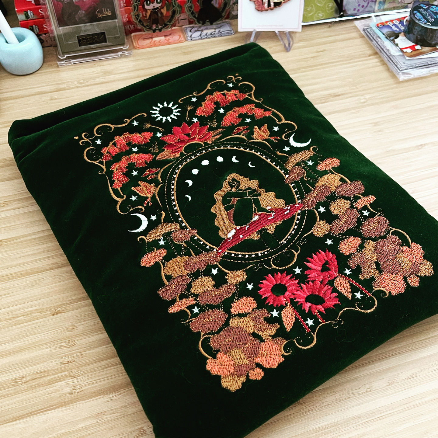 Customer photo review of Wonderland Book & iPad Sleeve