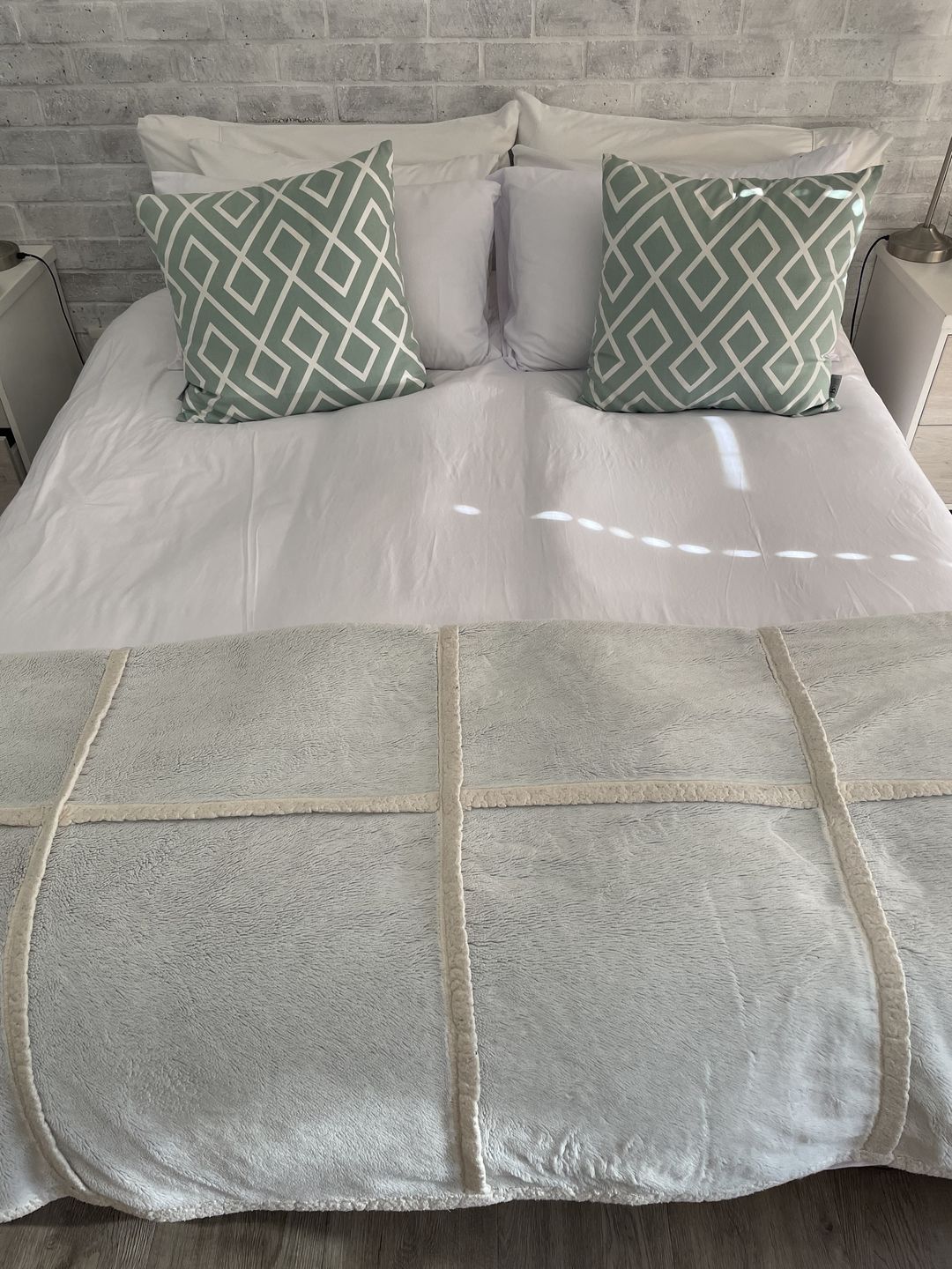 Customer photo review of Scandinavian White Duvet Cover Set