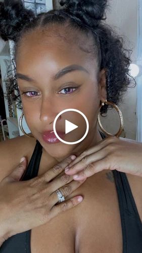 Customer video review of INDO Pupil Pink Contact Lenses