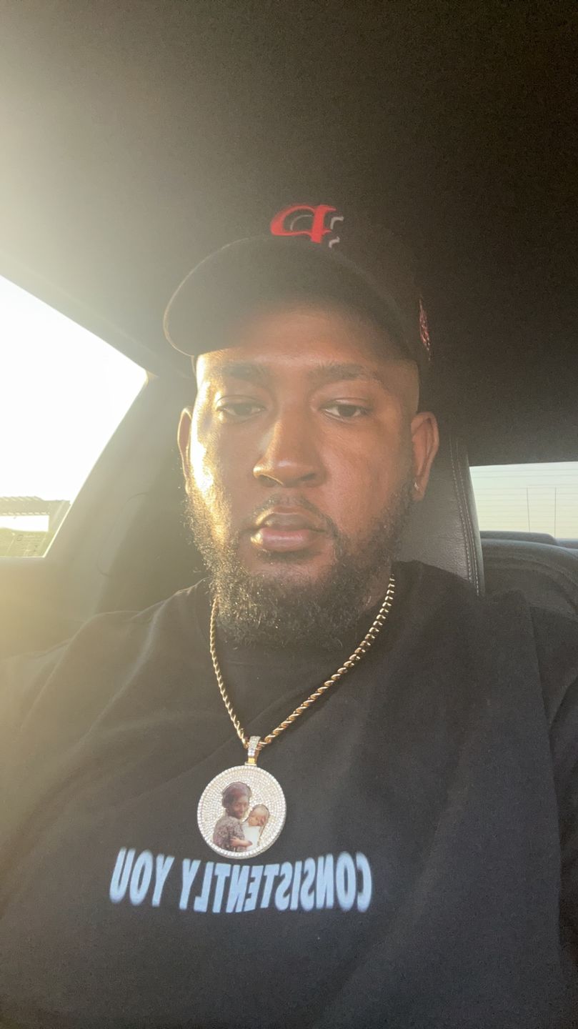 Customer photo review of VVS Moissanite Miami Cuban Chain Steel / .925 Silver
