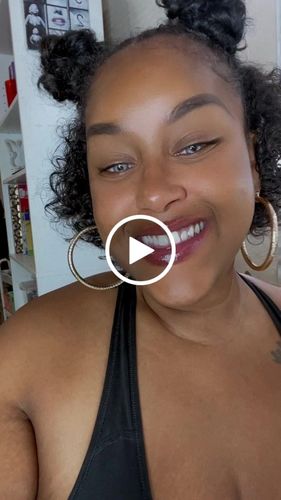 Customer video review of INDO Picto Gray Contact Lenses