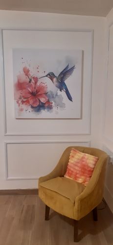 Customer photo review of Vuelo Vibrante: Colibrí y Flor en Acuarela