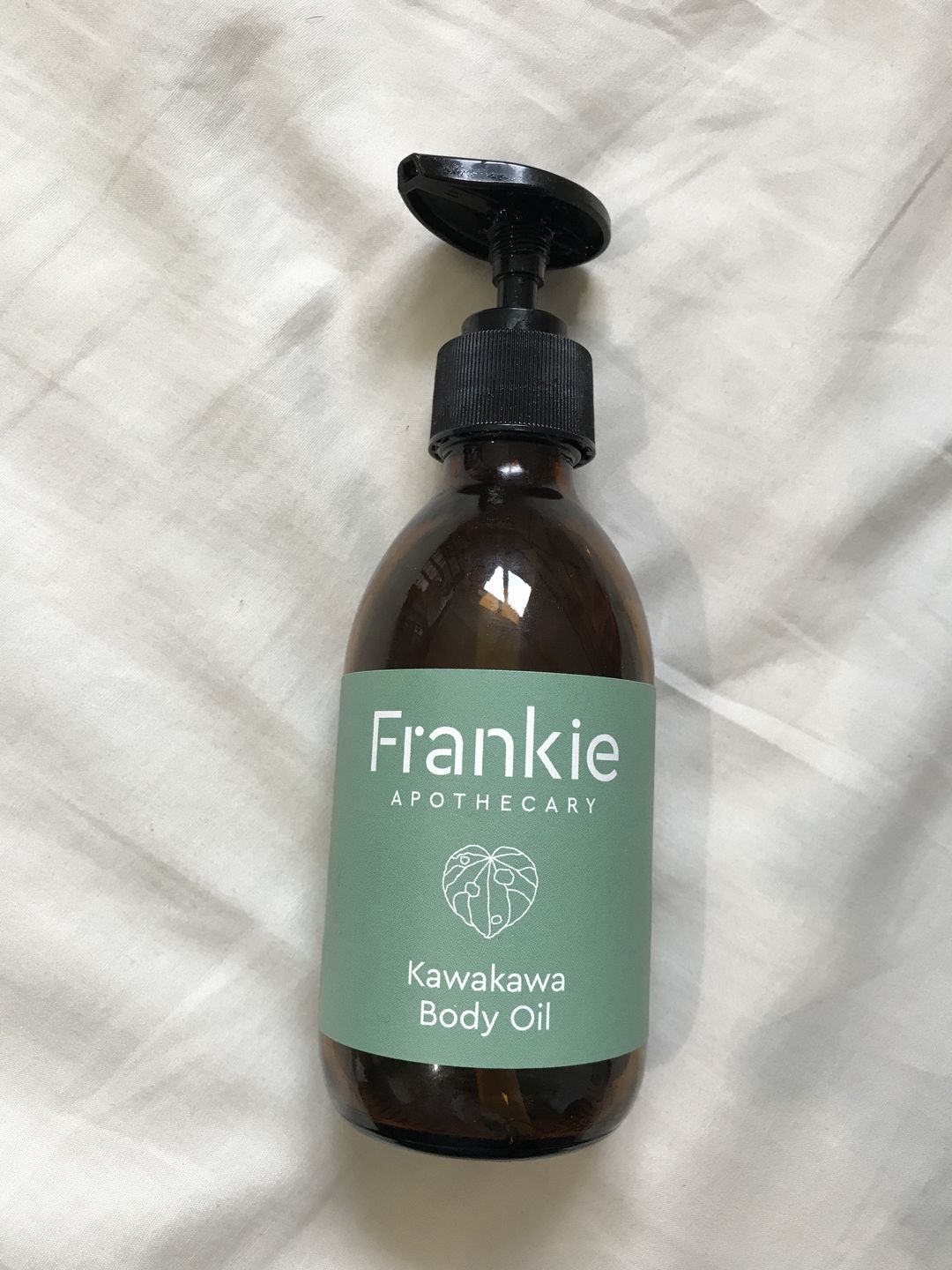 Customer photo review of Kawakawa Body Oil