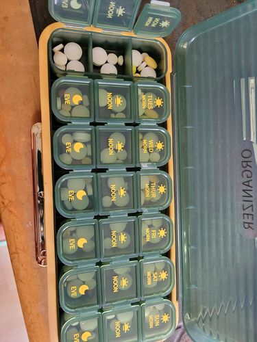 Customer photo review of Wöchentliche (7-Tage) Pillendose