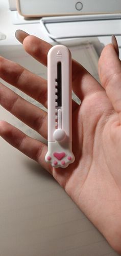 Customer photo review of Cat Paw Paper Cutter