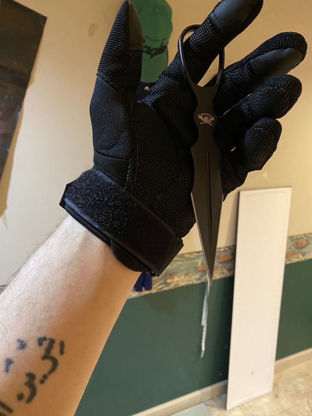 Customer photo review of D2 DAGGER