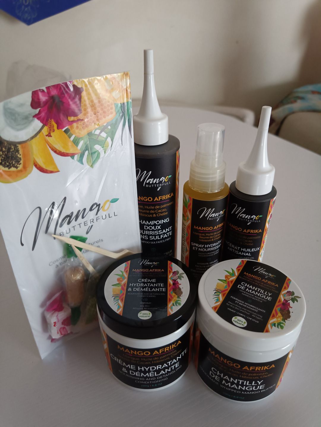 Customer photo review of Shampoing doux sans sulfates -   MANGO AFRIKA