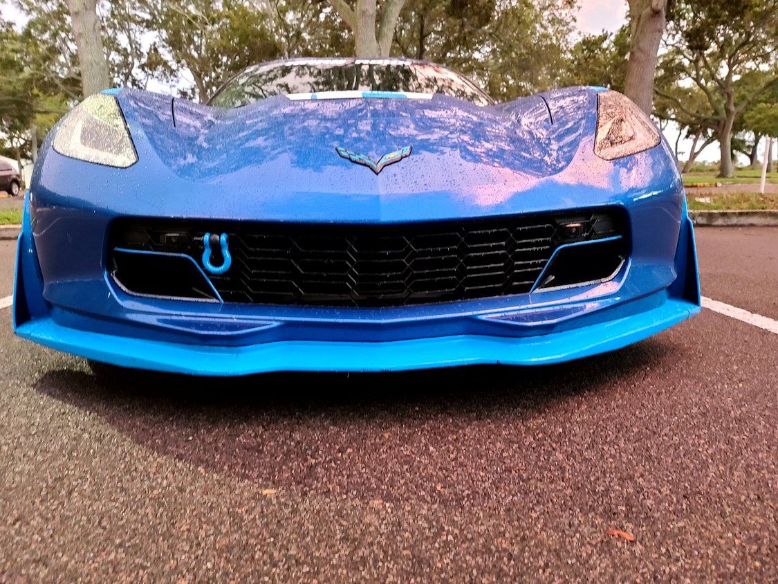 Customer photo review of Corvette C7 Carbon Flash Front Bumper Grill