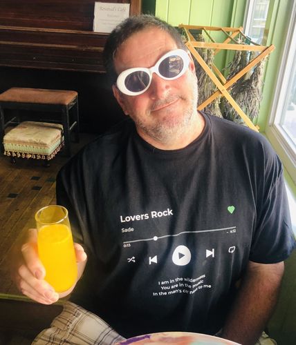 Customer photo review of Your Favorite Song T-Shirt Music Player