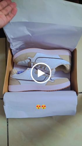 Customer video review of AUSTIN Beige Men's casual sneaker