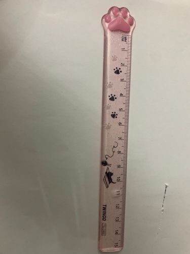 Customer photo review of Cat Paw Ruler