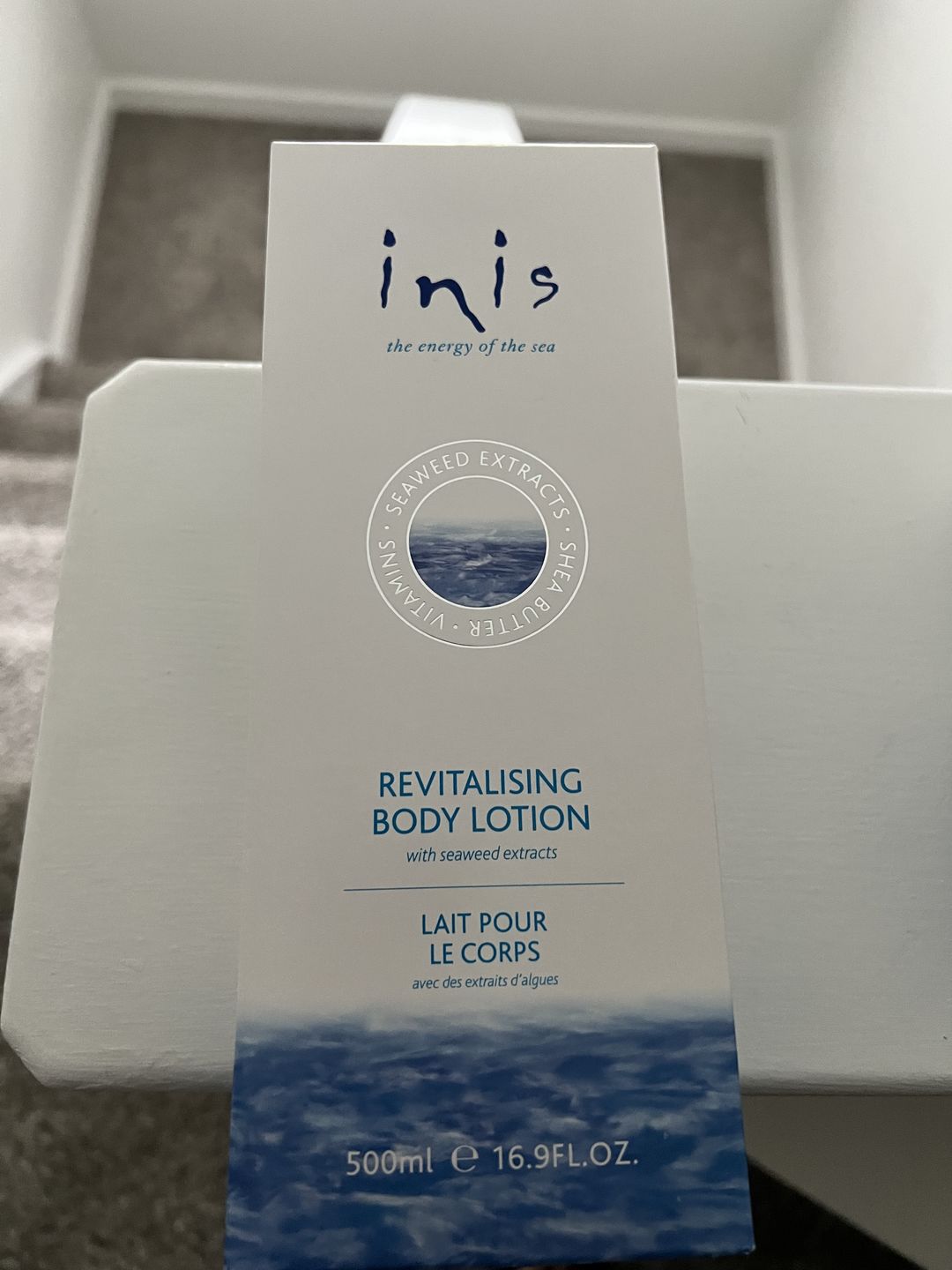 Customer photo review of Inis Large Pump Bottle Revitalising Body Lotion 500ml/16.9 fl. oz