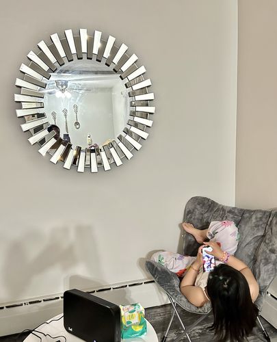 Customer photo review of Modern Sunburst Beveled Round Mirror 36"