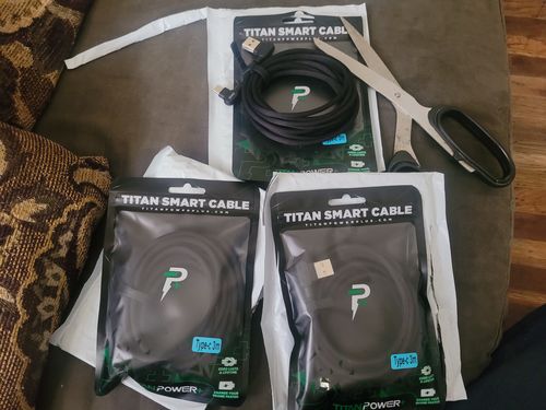 Customer photo review of 3 x Titan Smart Cable™