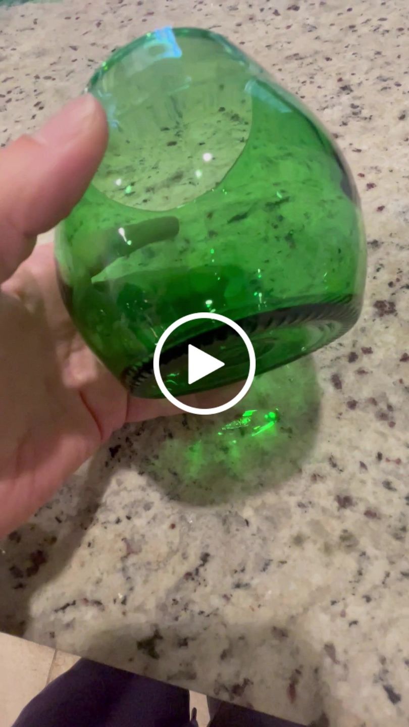 Customer video review of Short Glass