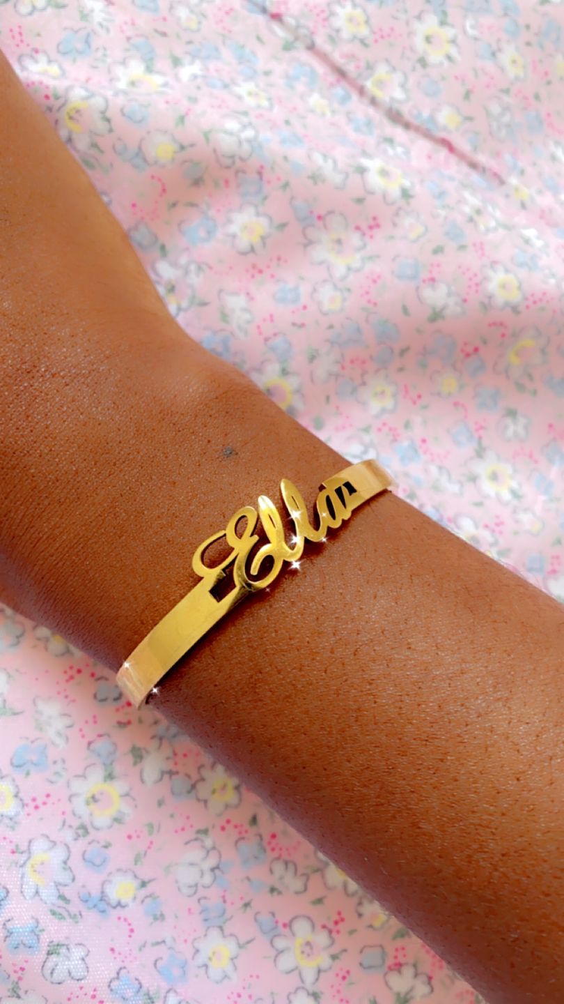 Customer photo review of Bracelet Jonc Ouvert Personnalisé