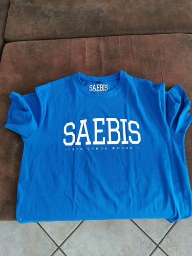 Customer photo review of Lifestyle Herren Oversized T-Shirt königsblau by SAEBIS®