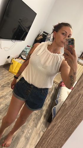 Customer photo review of Canotta Capri con fiocco sul collo