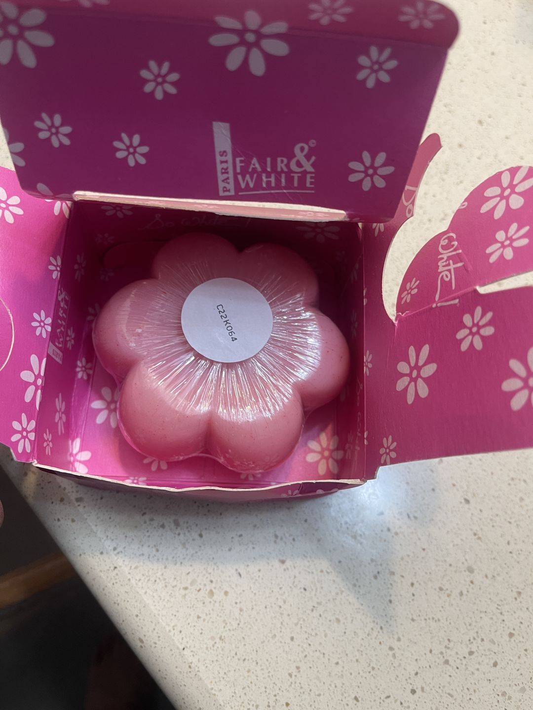 Customer photo review of Fair and white So White Exfoliating Soap 200 grams / 7 oz