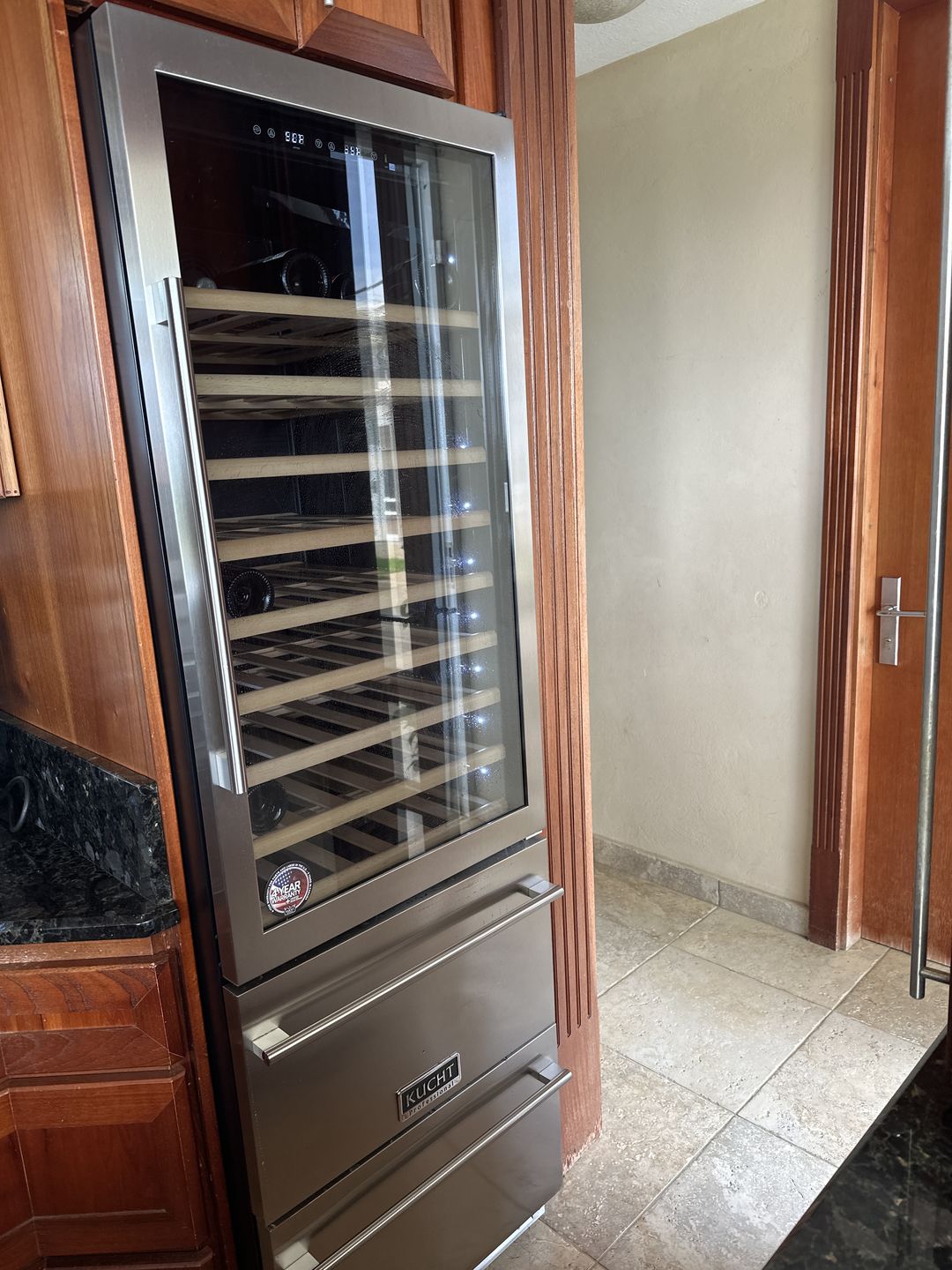 Customer photo review of KUCHT 23.5" WINE & BEVERAGE COOLER