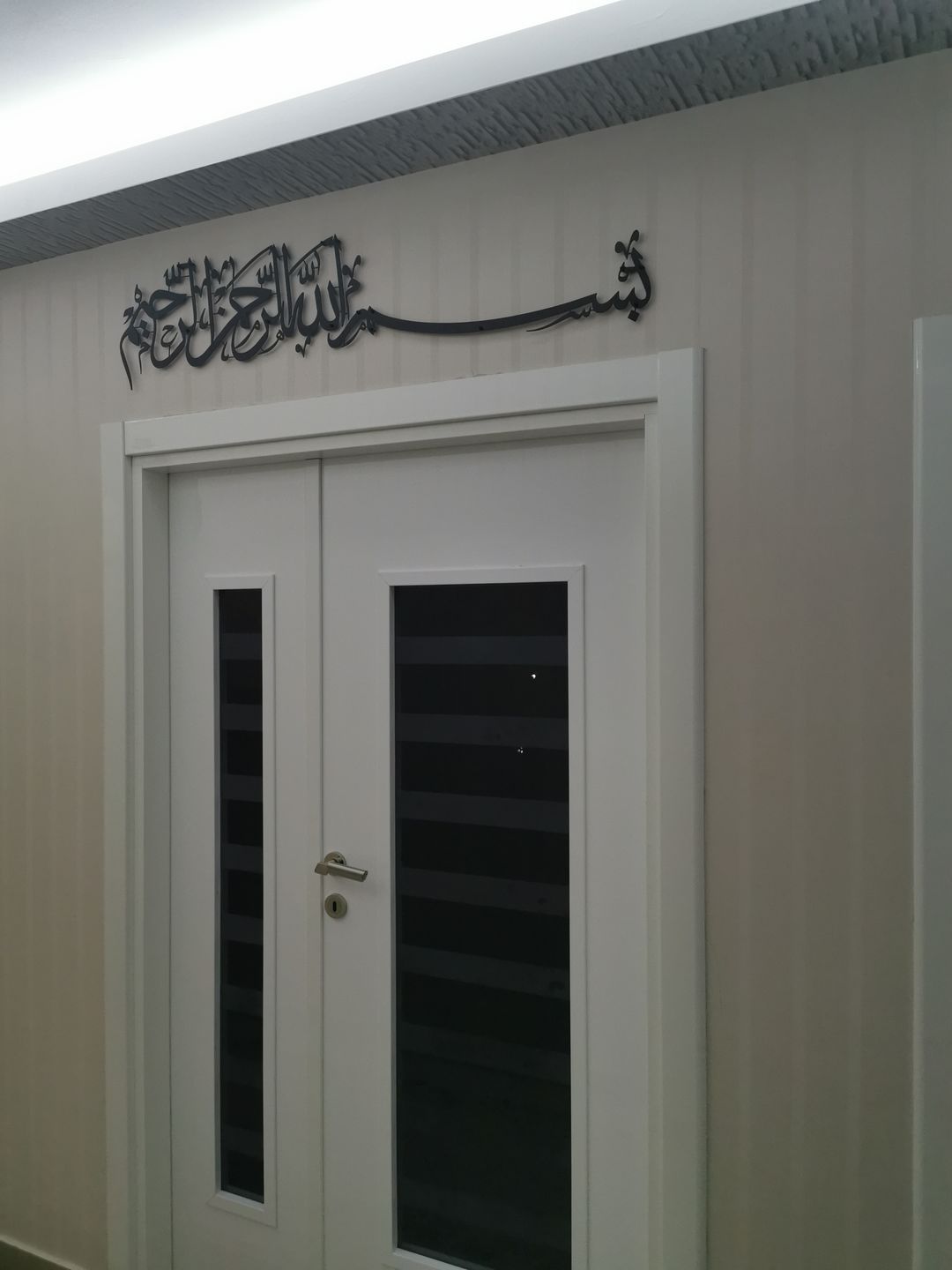Customer photo review of Besmele Metal Tablo