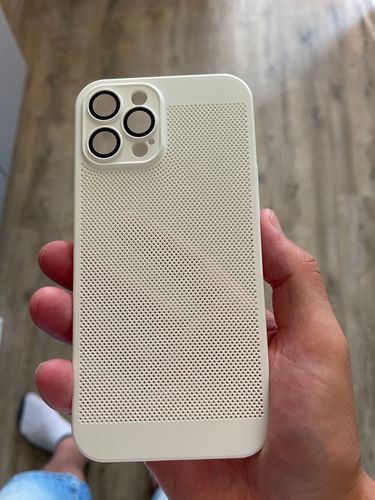 Customer photo review of Heat Dissipation iPhone Case