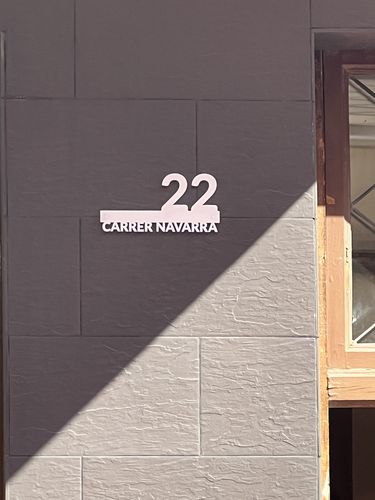 Customer photo review of Numero civico e testo sagomato modello Line 02 Acrilico