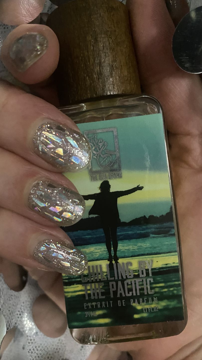 Customer photo review of Chilling By The Pacific