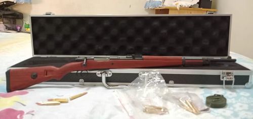 Customer photo review of Mini Kar98k Shell Ejection Toy Model